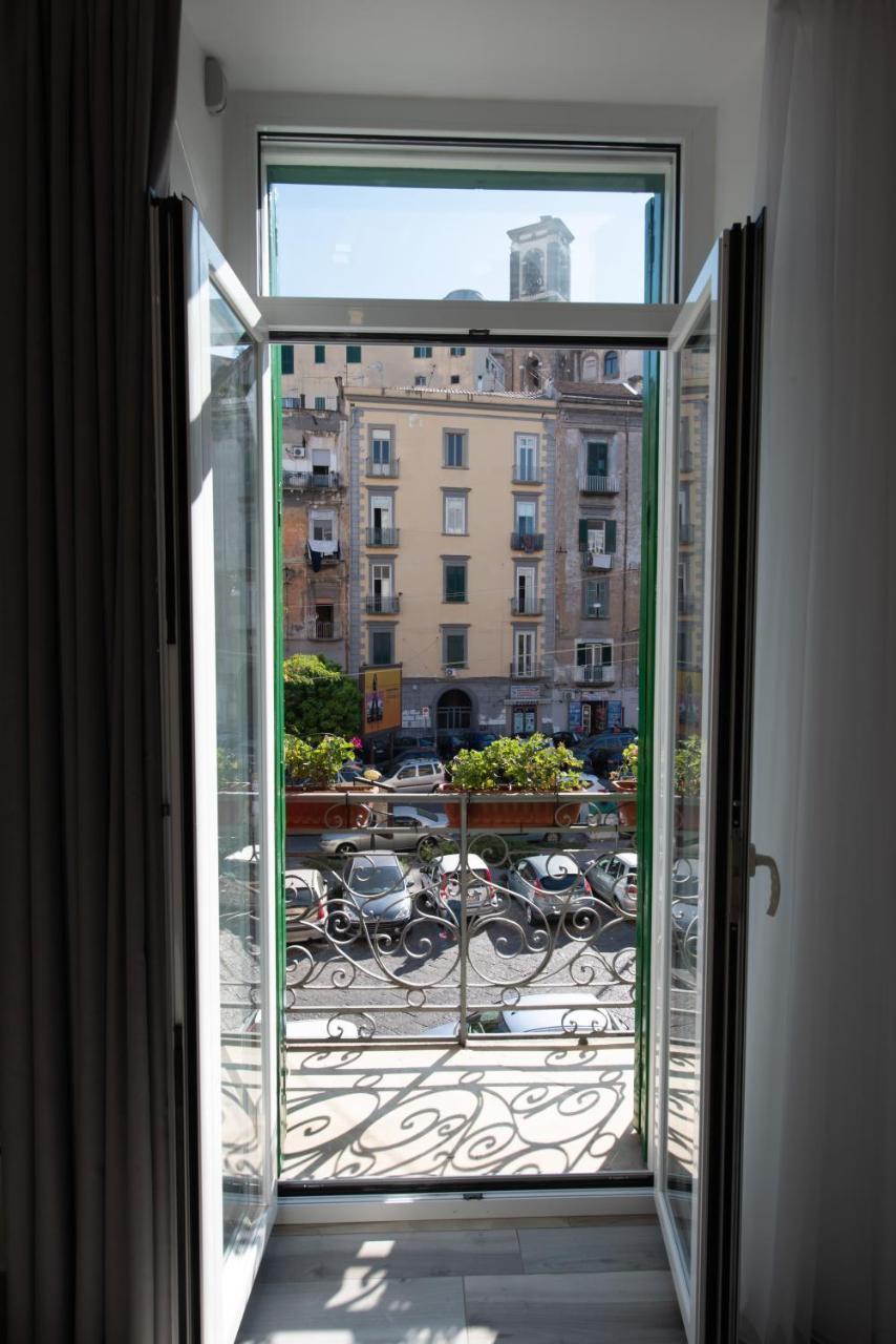 Hermes Rooms For Tourists ナポリ エクステリア 写真