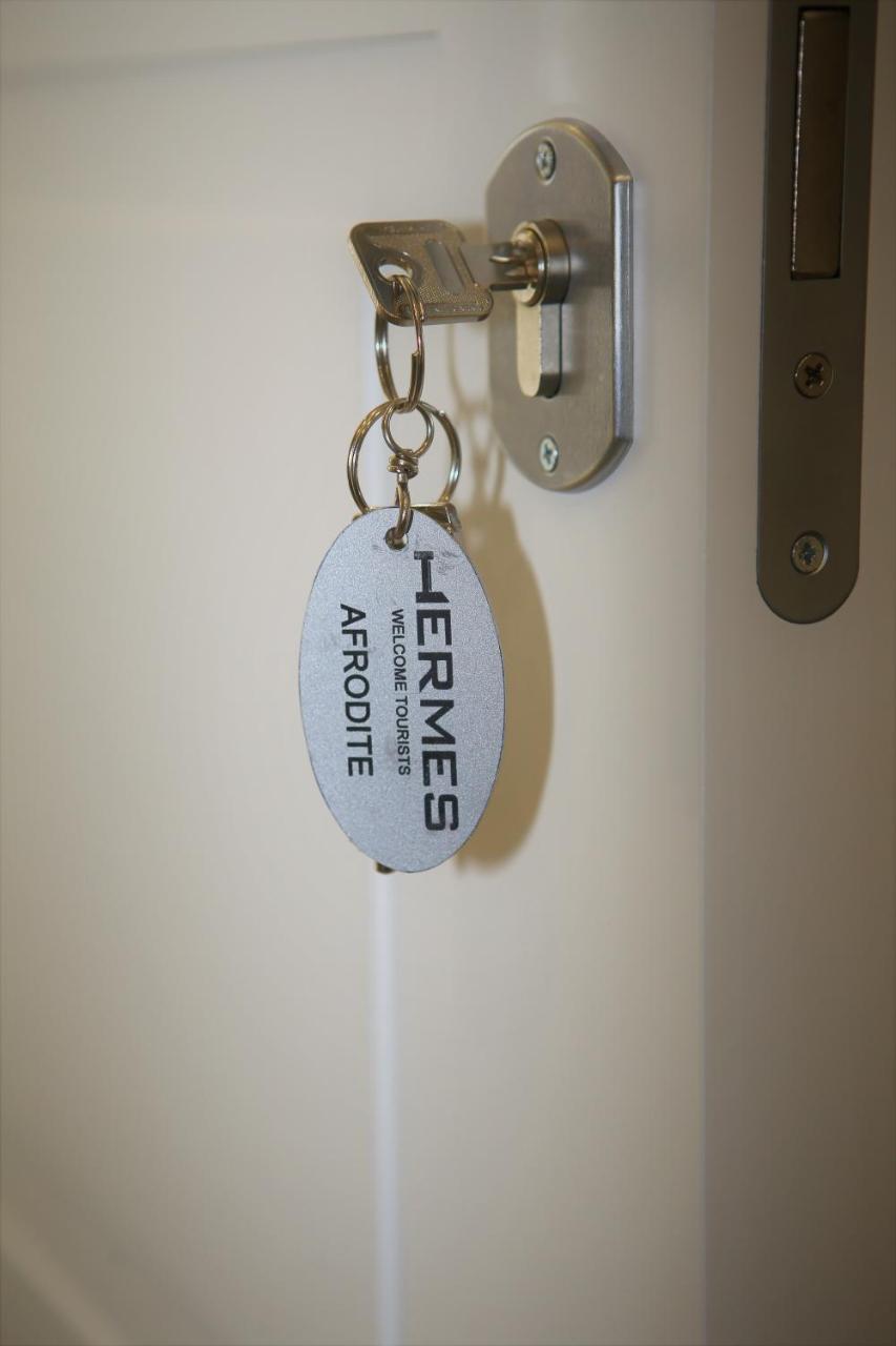 Hermes Rooms For Tourists ナポリ エクステリア 写真