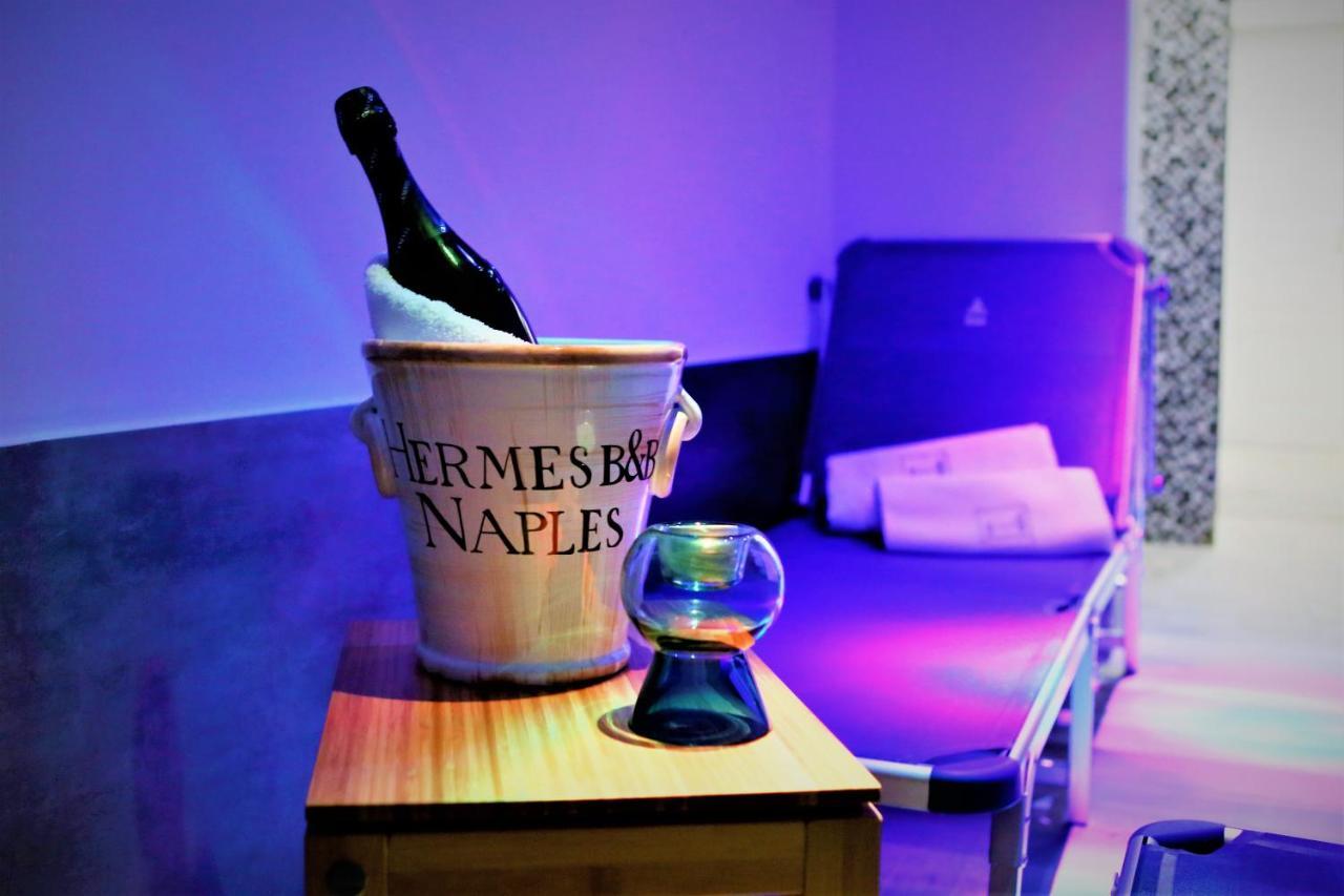 Hermes Rooms For Tourists ナポリ エクステリア 写真