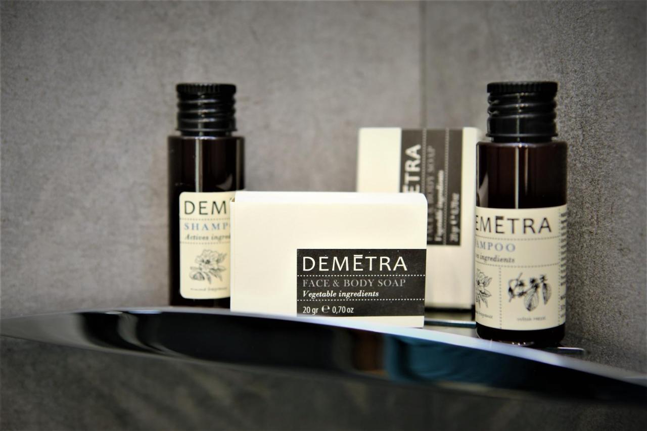 Hermes Rooms For Tourists ナポリ エクステリア 写真